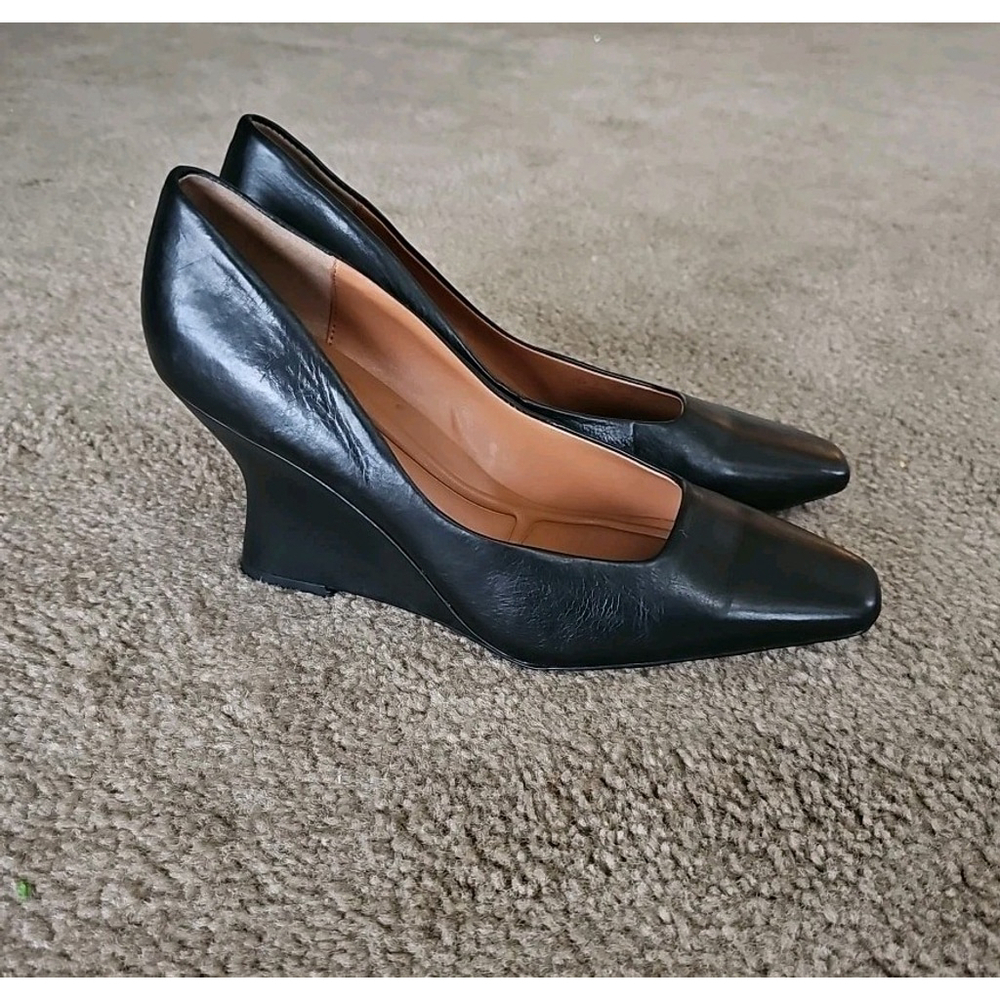 Franco Sarto Carina Leather Black Wedge Pump Size 8.5